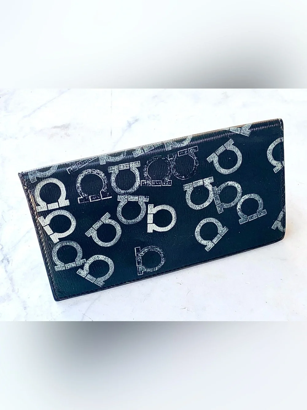 SALVATORE FERRAGAMO Black SILVER GANCINI Logo Print LONG Wallet MENS RED